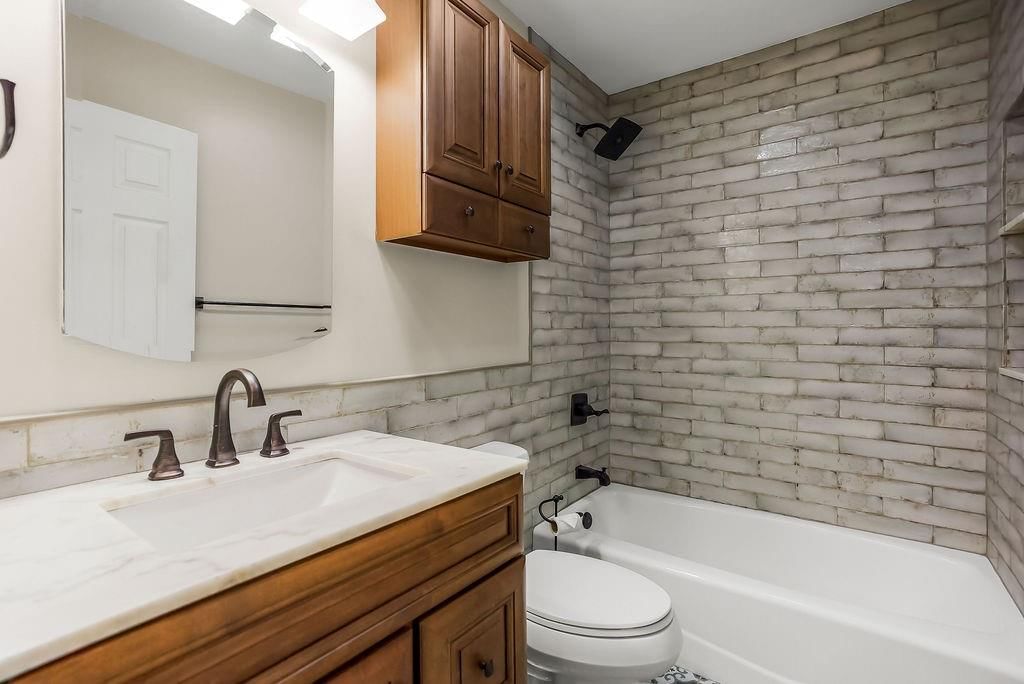 21606 W 57th Terrace — photo 19