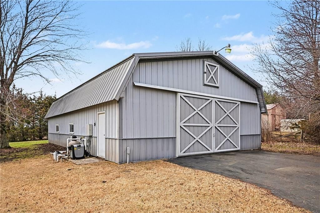15226 Country Lane — photo 15