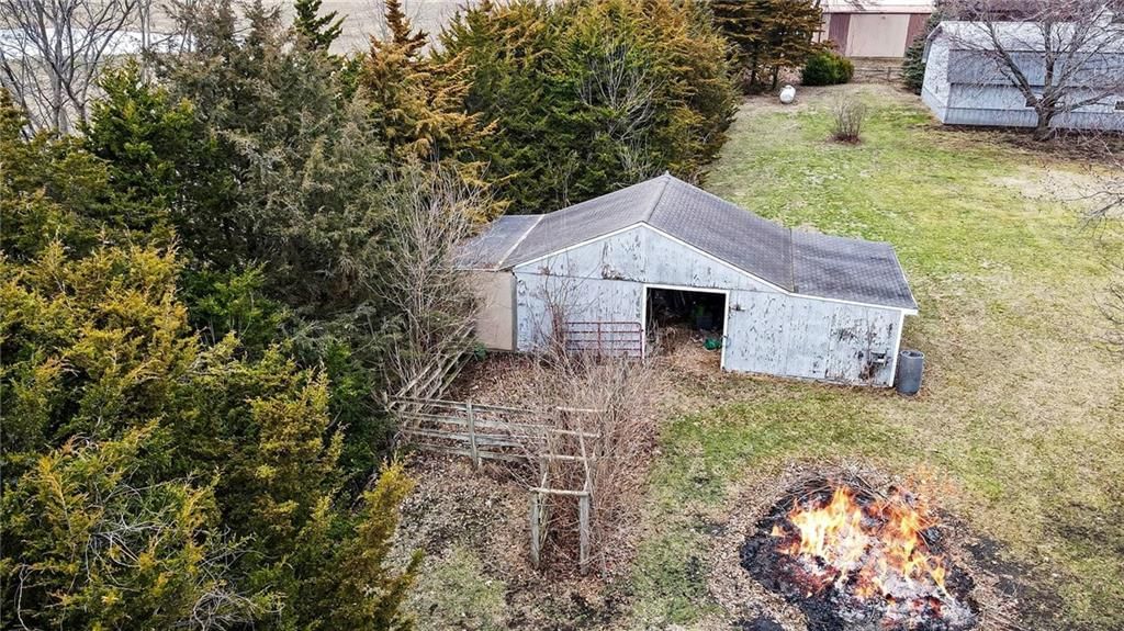 15226 Country Lane — photo 18