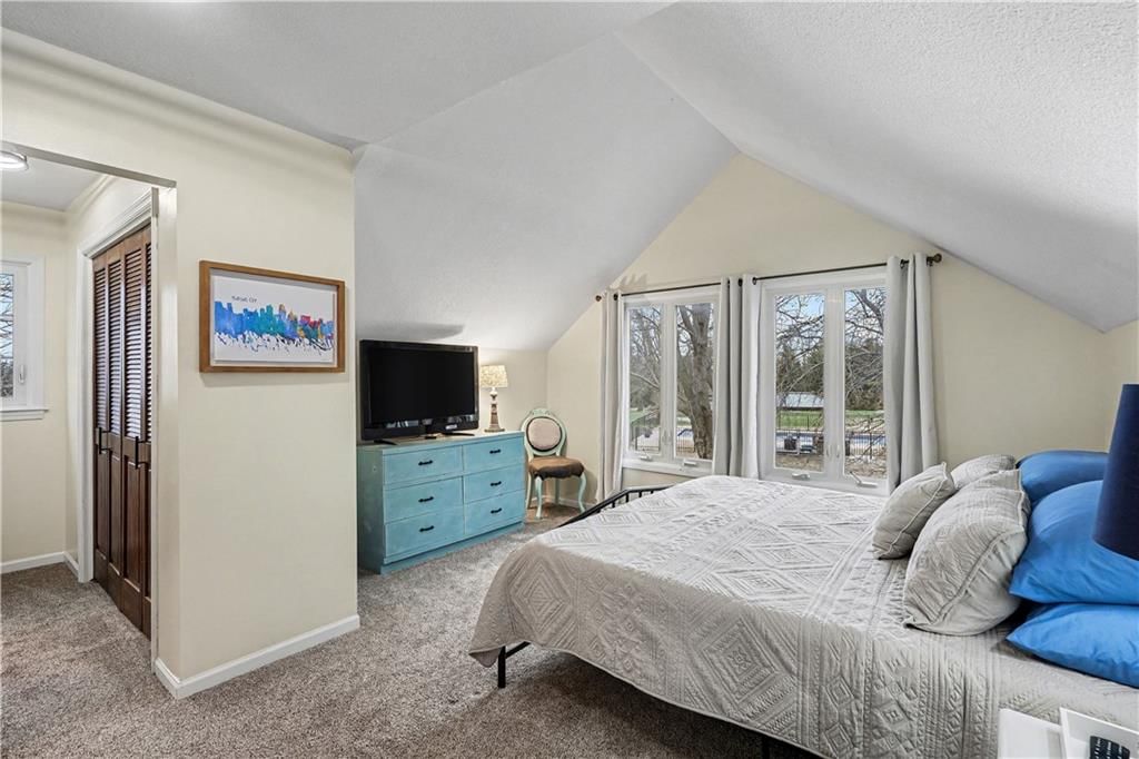 15226 Country Lane — photo 44