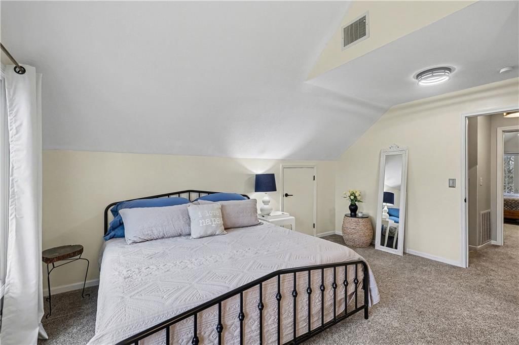 15226 Country Lane — photo 45