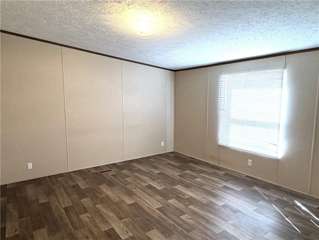 549 N Linn Valley Drive — photo 15