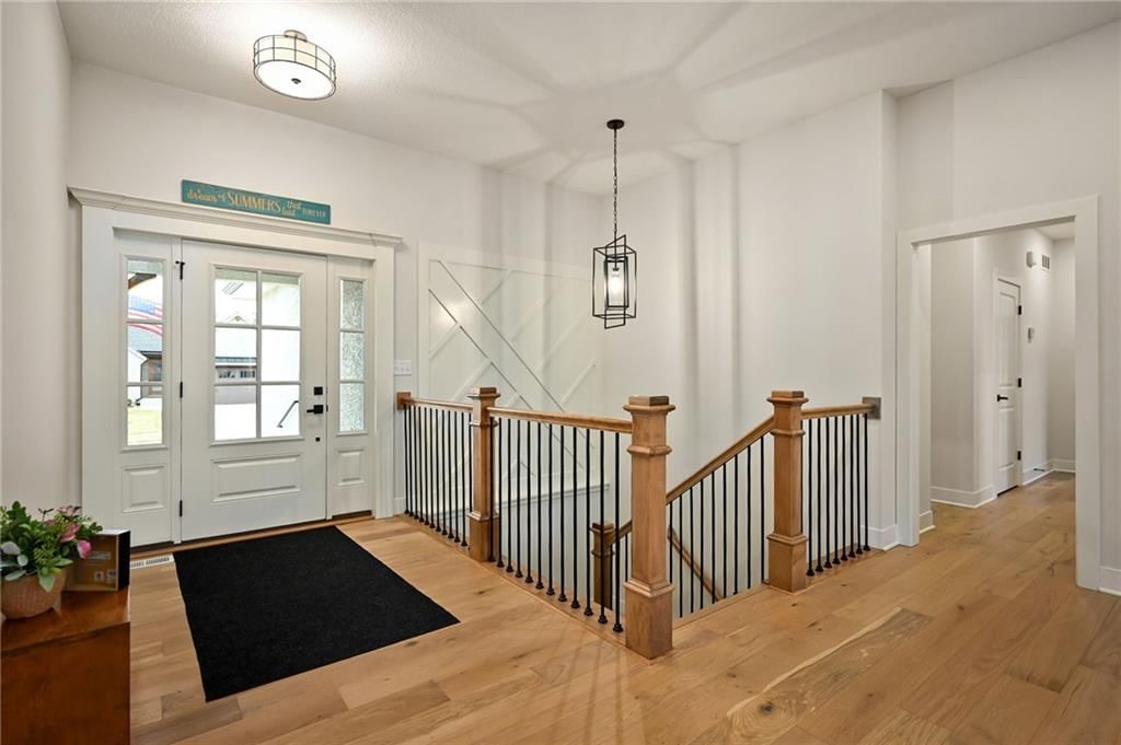 1845 Falcon Court — photo 2
