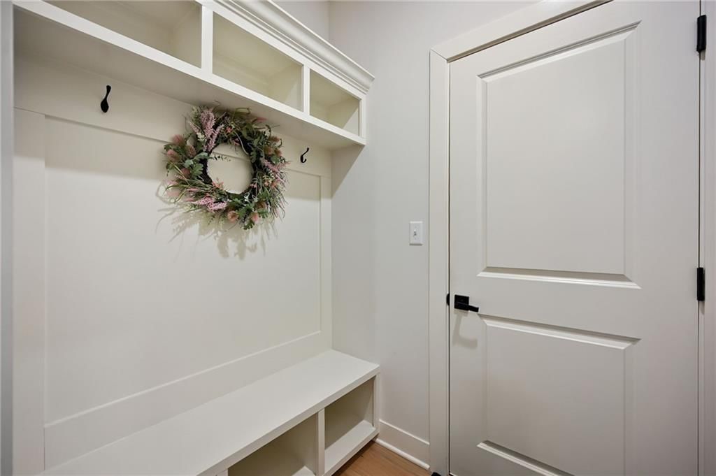 1845 Falcon Court — photo 11