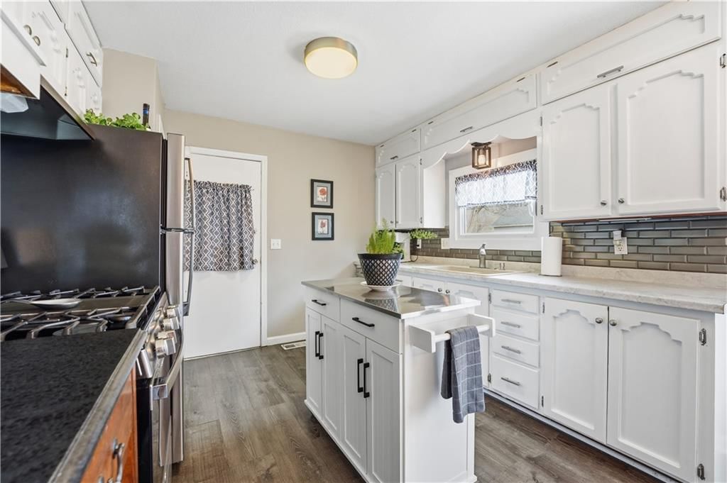702 SW 17th Street — photo 11