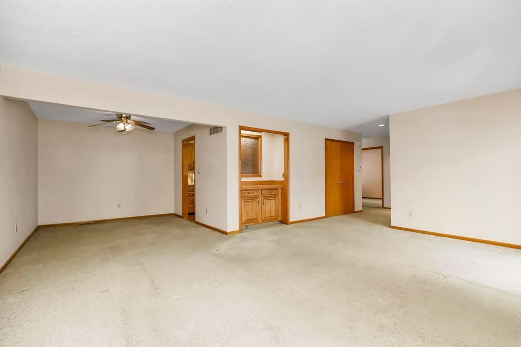 1305 NW Village Drive — photo 5