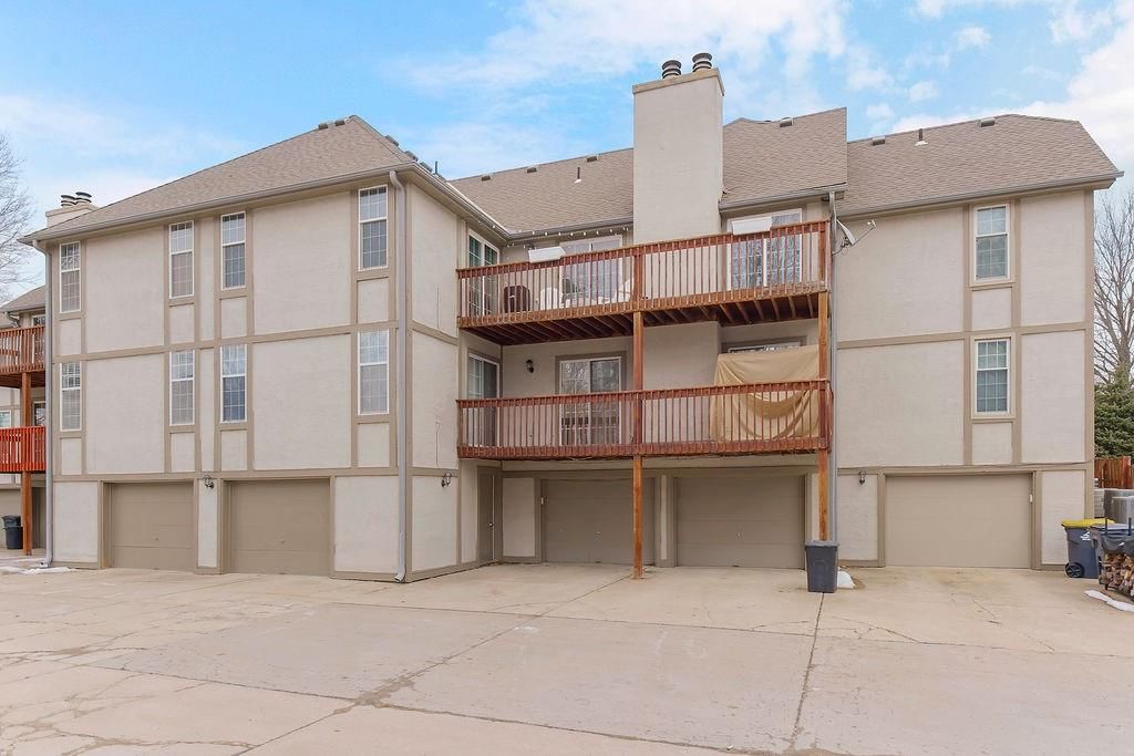 1305 NW Village Drive — photo 18