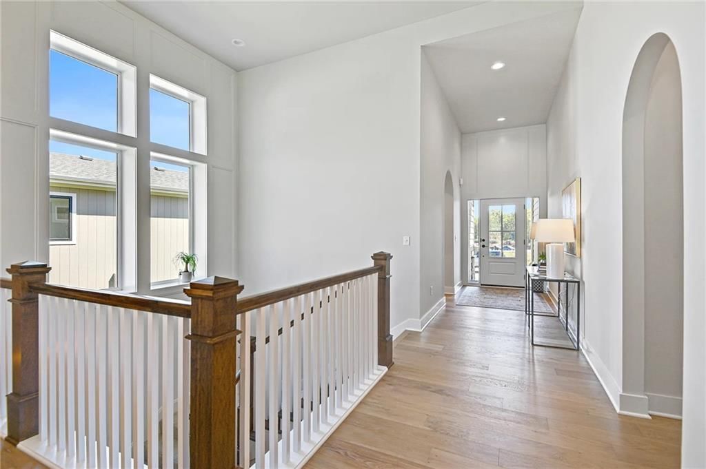 22476 W 90th Terrace — photo 2