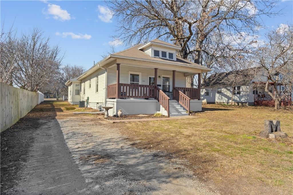 409 S Connor Street — photo 2