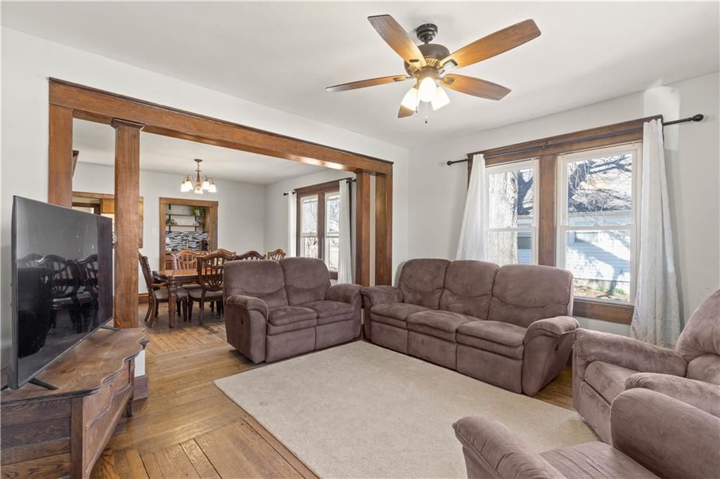 409 S Connor Street — photo 4