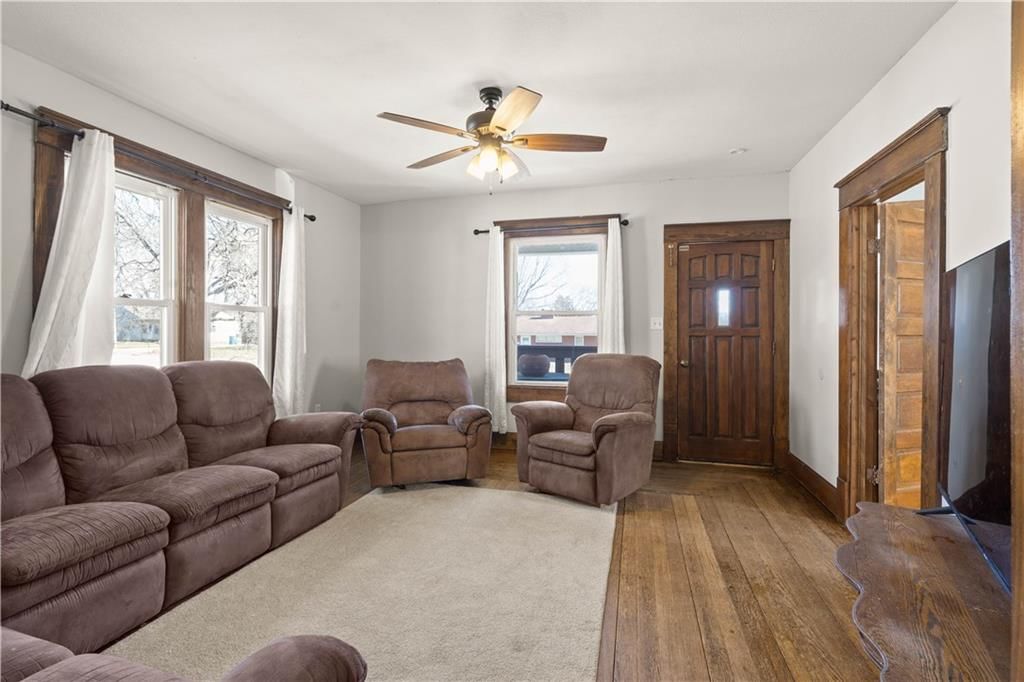 409 S Connor Street — photo 6
