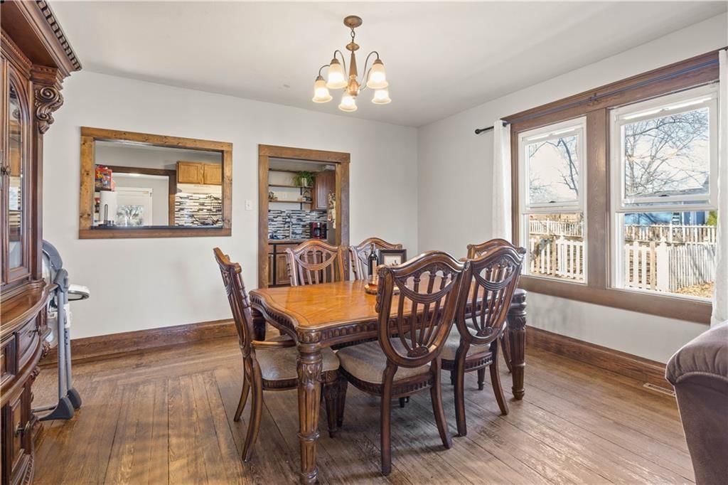 409 S Connor Street — photo 7