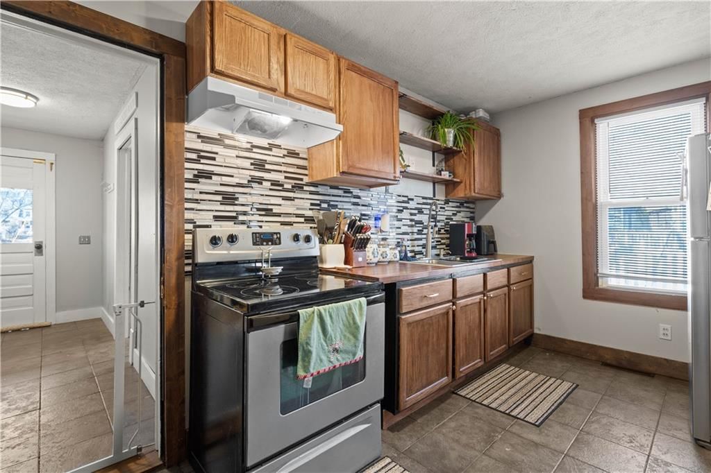 409 S Connor Street — photo 10