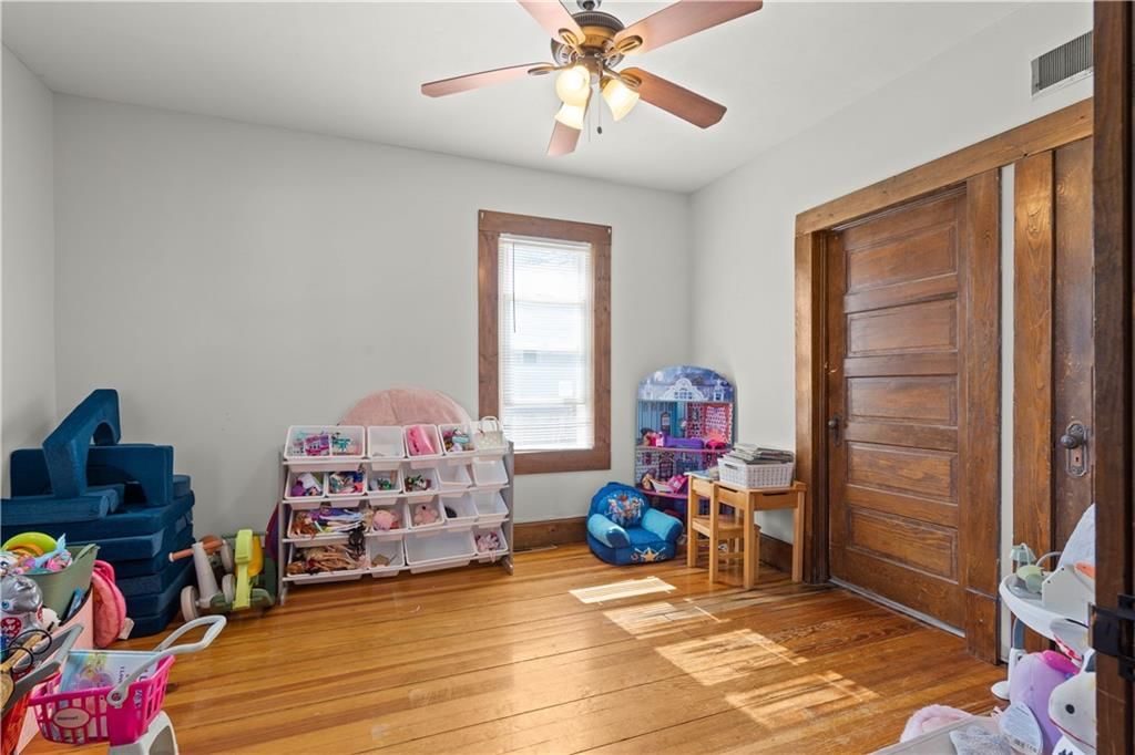 409 S Connor Street — photo 20