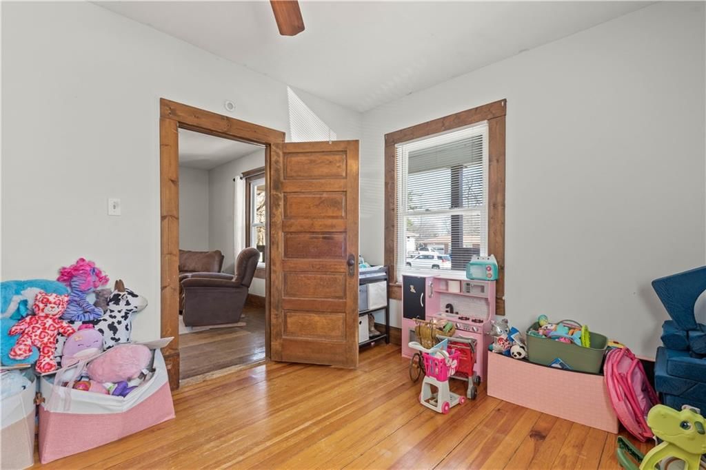 409 S Connor Street — photo 21