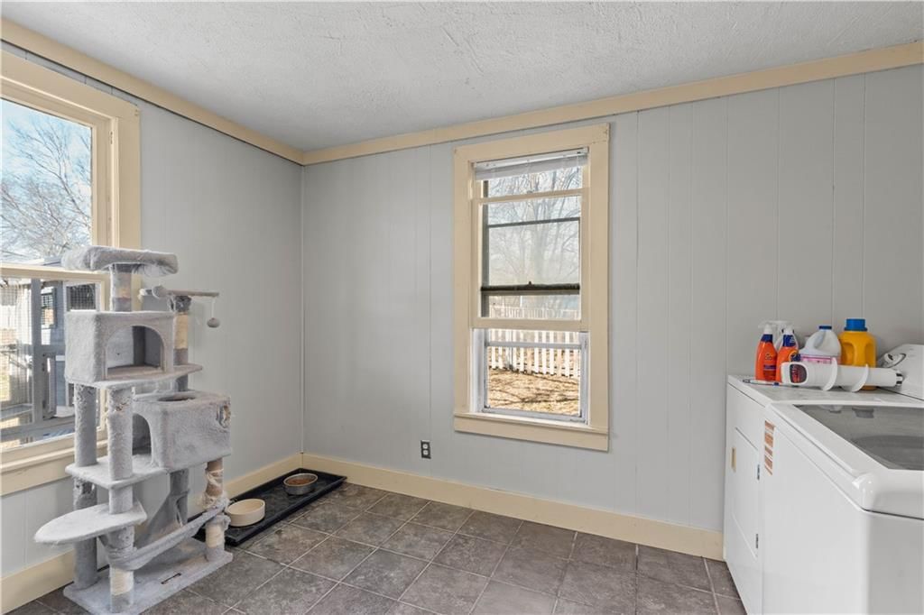 409 S Connor Street — photo 24