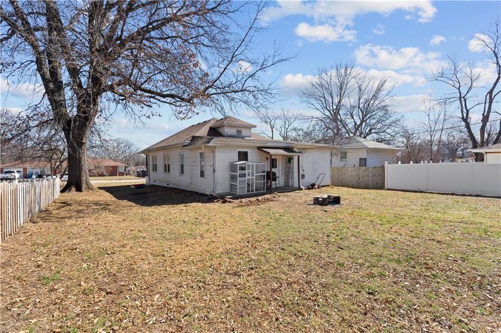 409 S Connor Street — photo 27