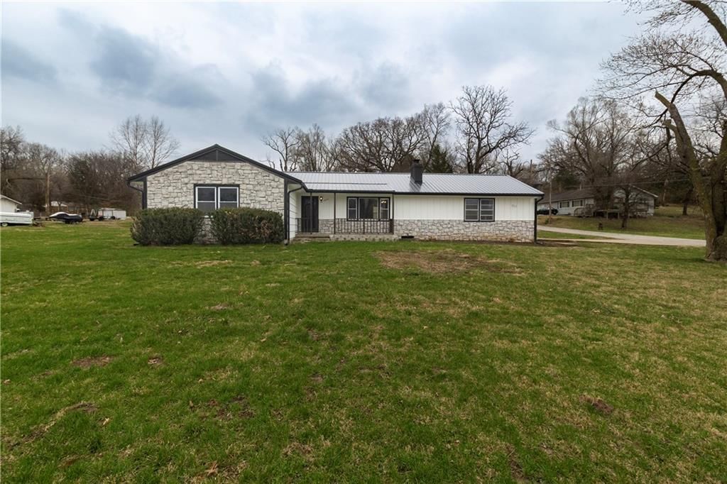 5317 Waukomis Drive, Kansas City, MO