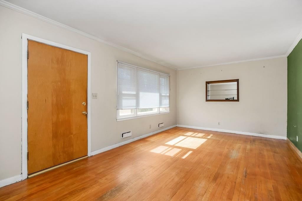 5806 W 75th Street — photo 5