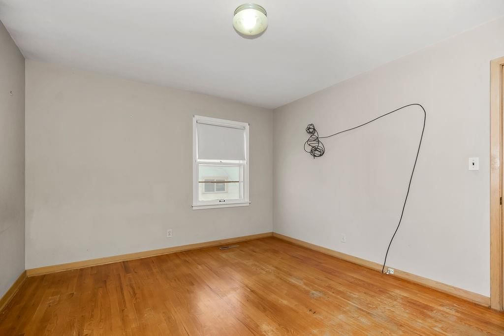 5806 W 75th Street — photo 9