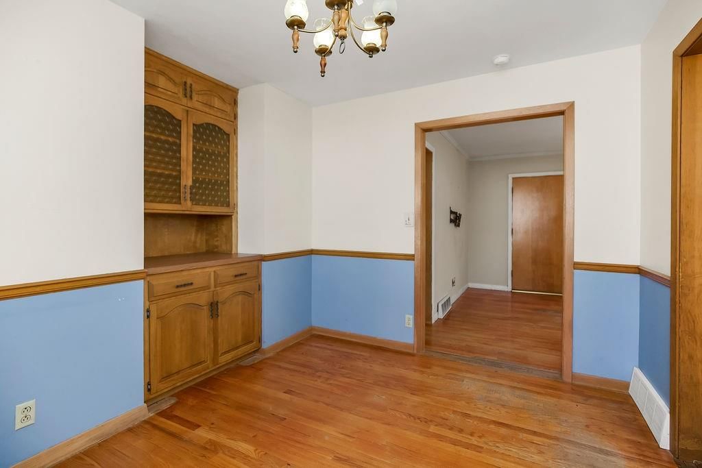 5806 W 75th Street — photo 14