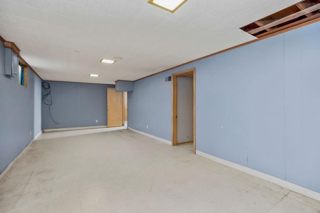 5806 W 75th Street — photo 19