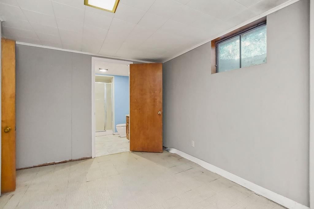 5806 W 75th Street — photo 22
