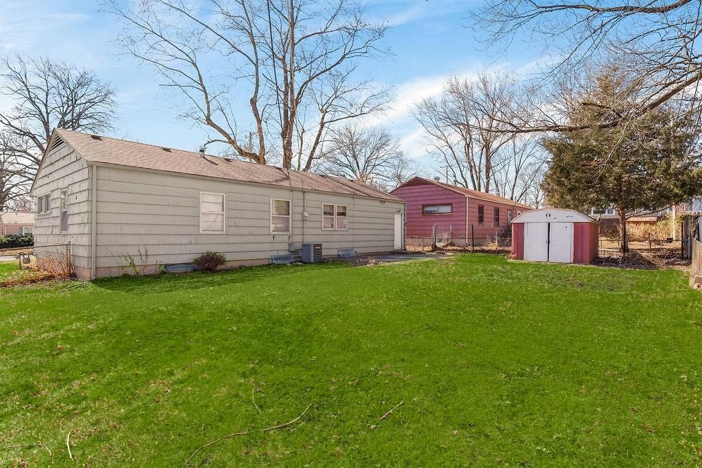 5806 W 75th Street — photo 26
