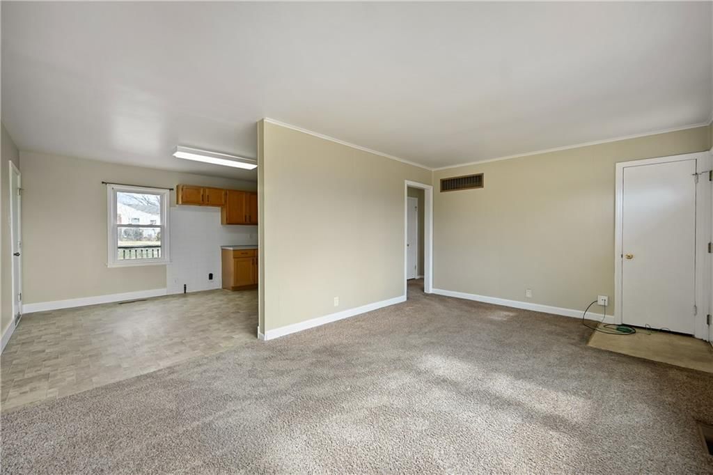 608 NE 66th Terrace — photo 5