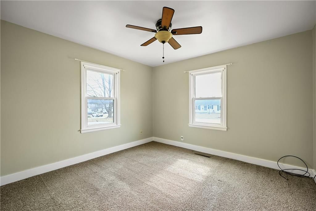 608 NE 66th Terrace — photo 8