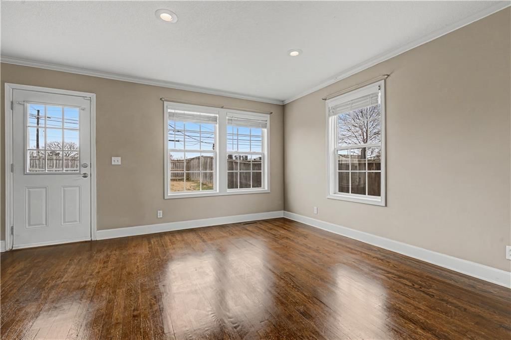 6103 Harrison Street — photo 7