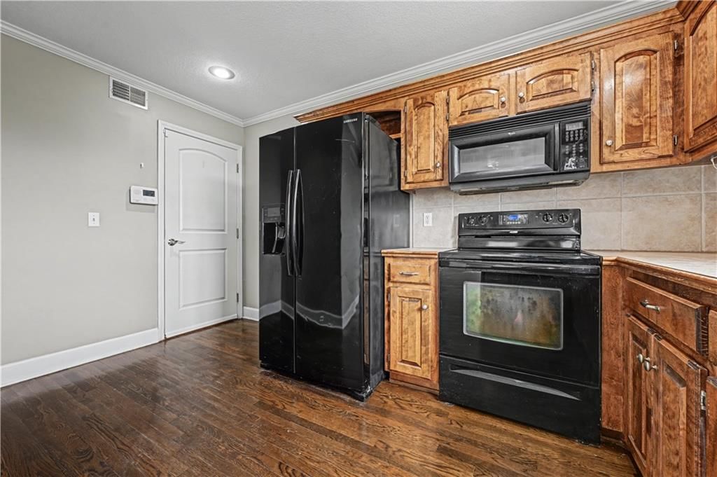 6103 Harrison Street — photo 10