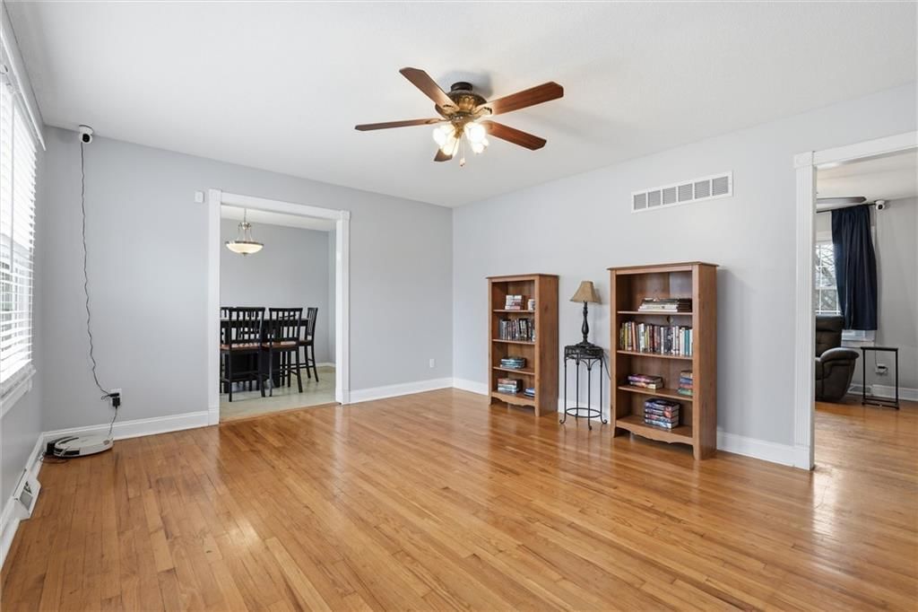 16405 E 40th Street — photo 5