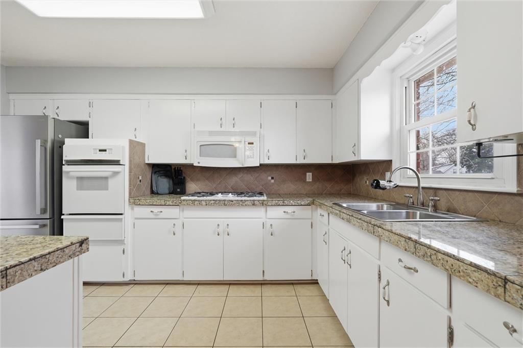 16405 E 40th Street — photo 11