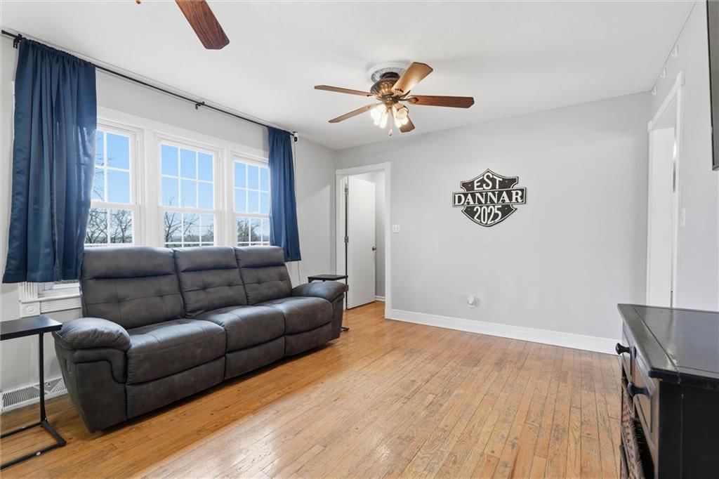 16405 E 40th Street — photo 13