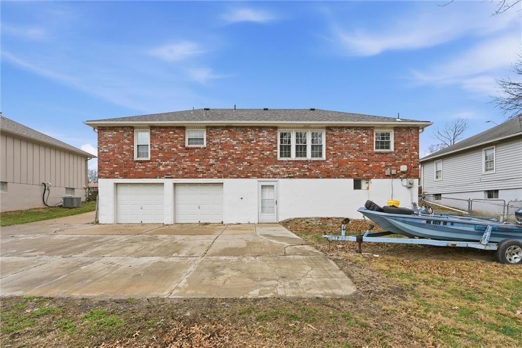 16405 E 40th Street — photo 31