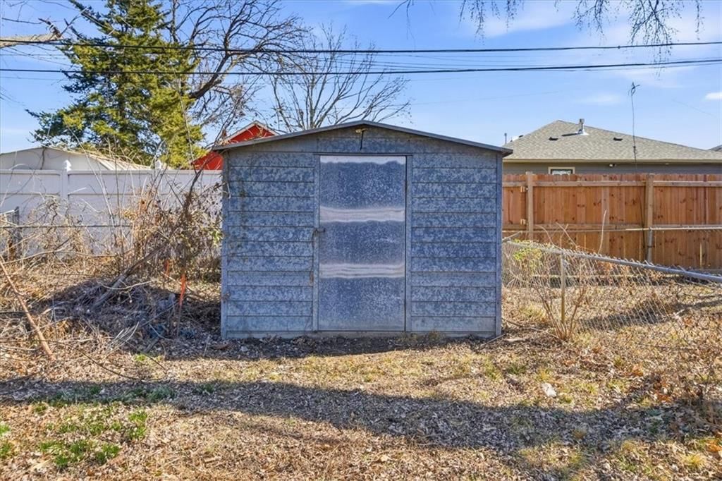 7607 Pennsylvania Avenue — photo 18