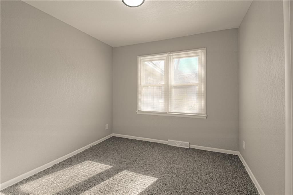 3841 E 96th Street — photo 29