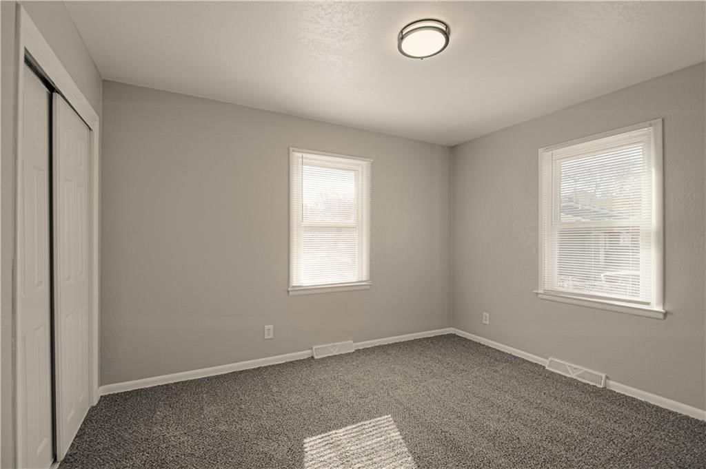 3841 E 96th Street — photo 31