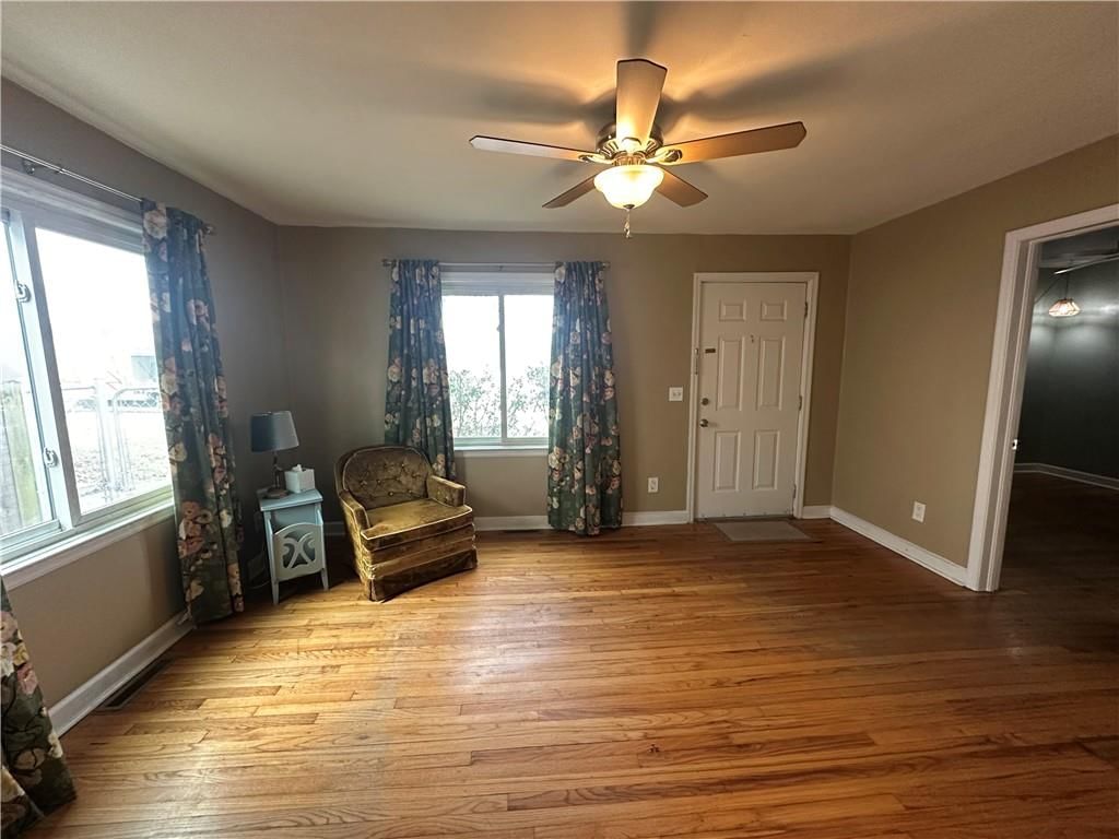 7907 MERCIER Street — photo 9
