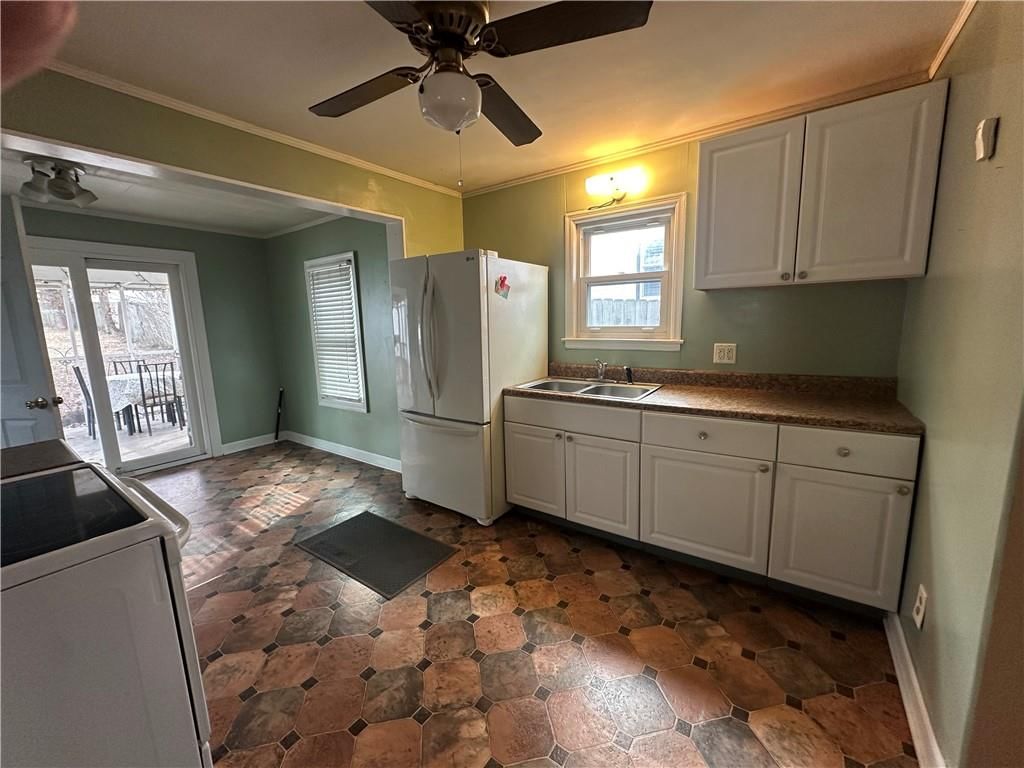 7907 MERCIER Street — photo 10