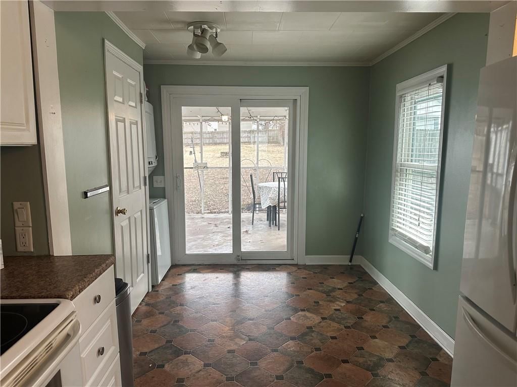 7907 MERCIER Street — photo 12