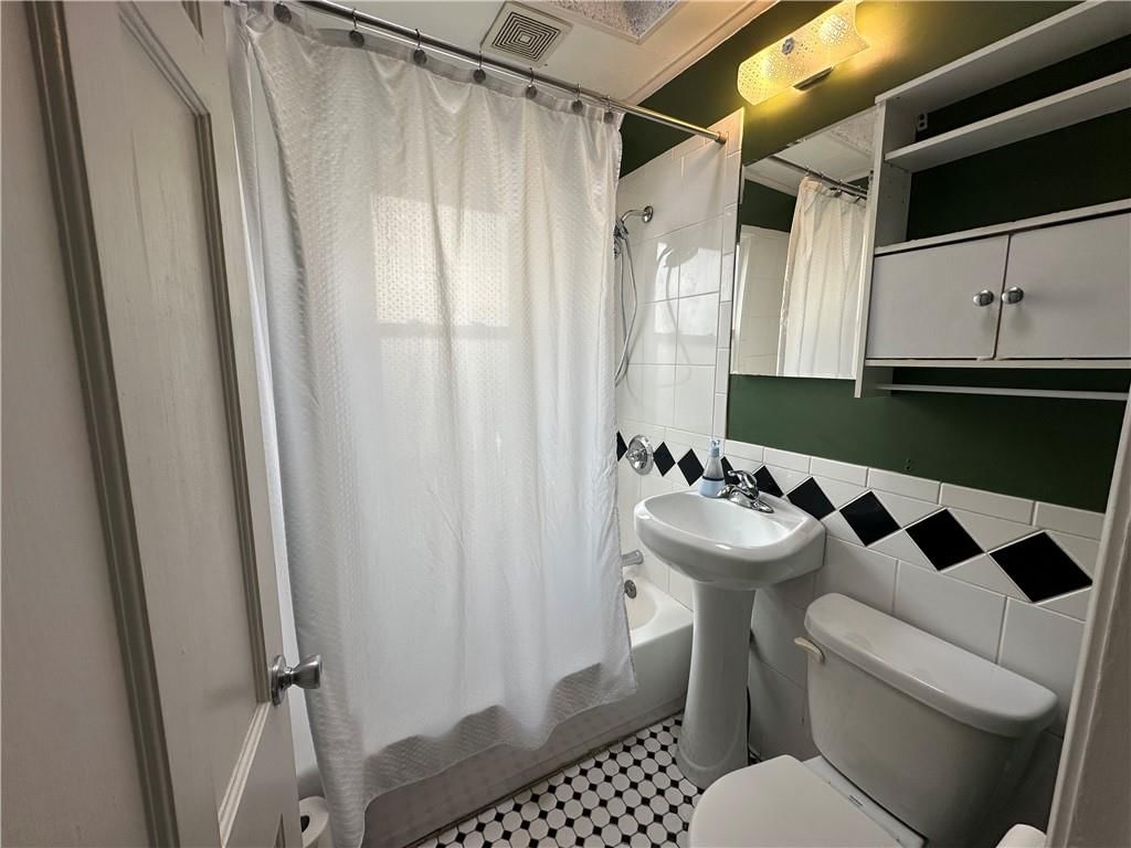 7907 MERCIER Street — photo 21