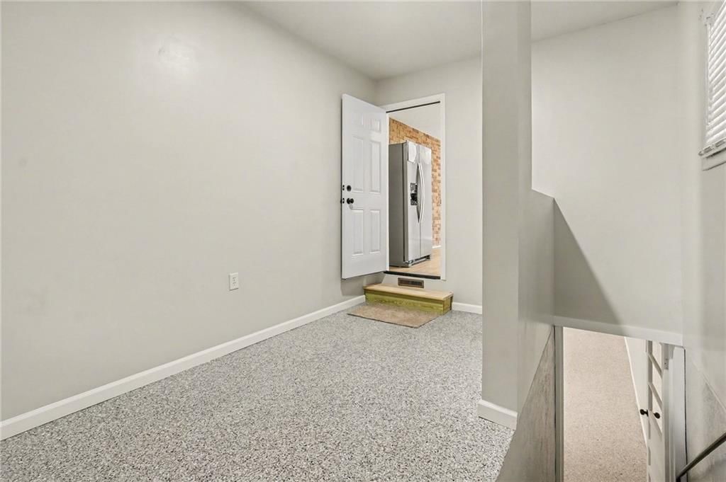 504 S Hunter Street — photo 12
