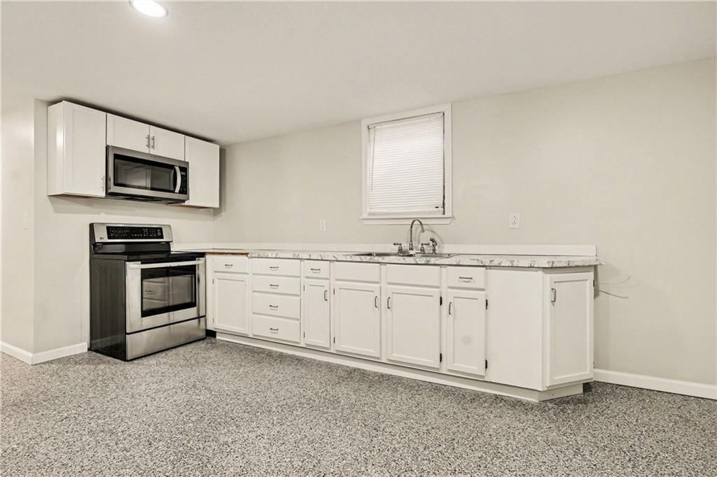 504 S Hunter Street — photo 14