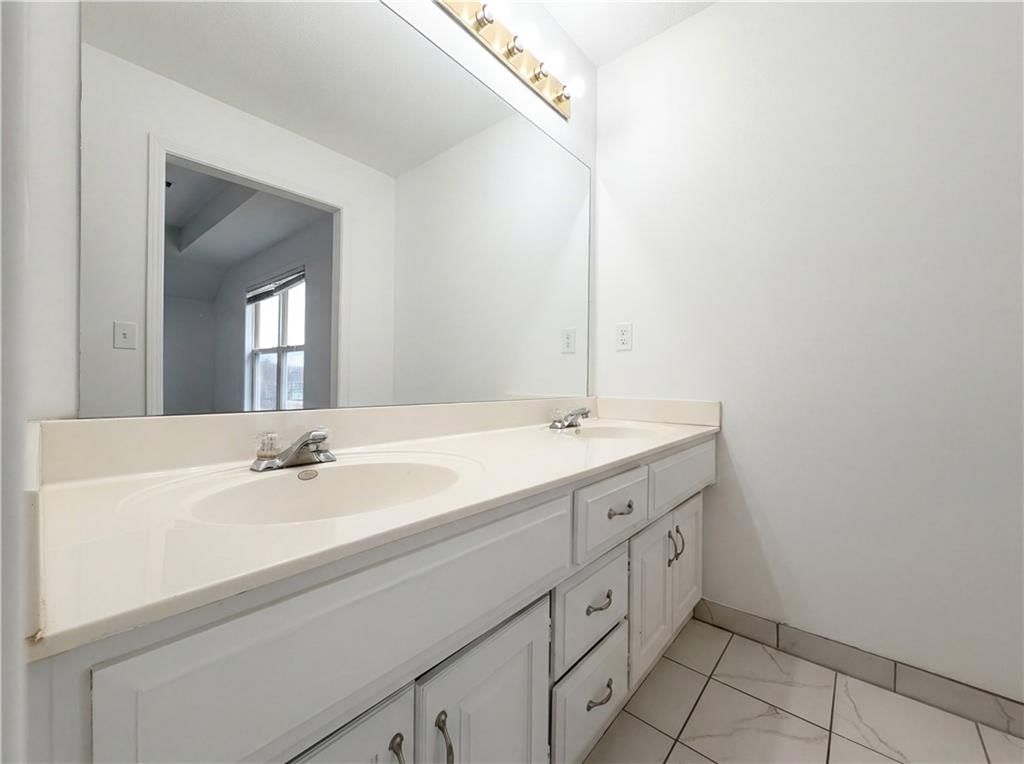 14504 W 139th Street — photo 6