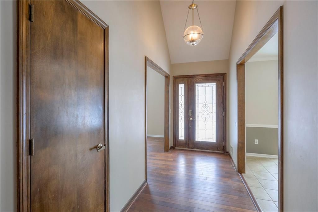 10504 Bond Street — photo 4