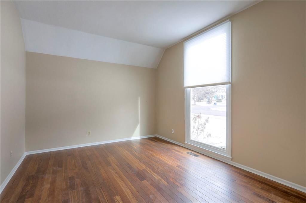 10504 Bond Street — photo 5