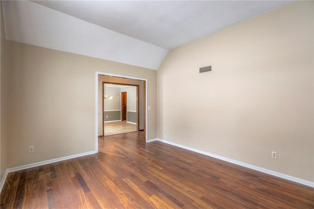 10504 Bond Street — photo 6