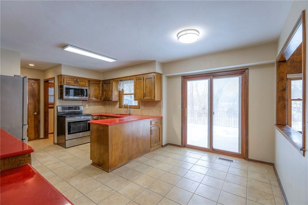 10504 Bond Street — photo 13